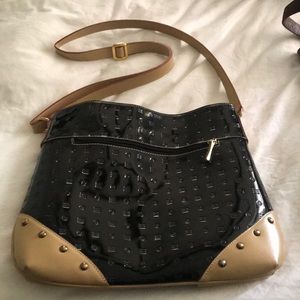 Arcadia shoulder purse